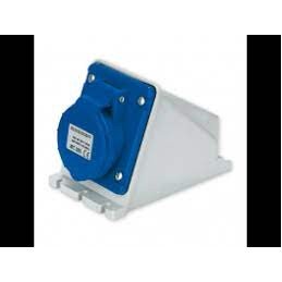 Tomada CEE 3x32A